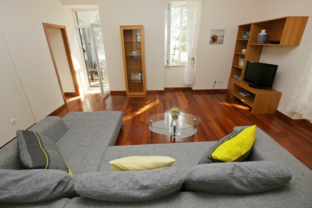 Seafront Beach Apartment - Directly At The Beach Zadar Dış mekan fotoğraf